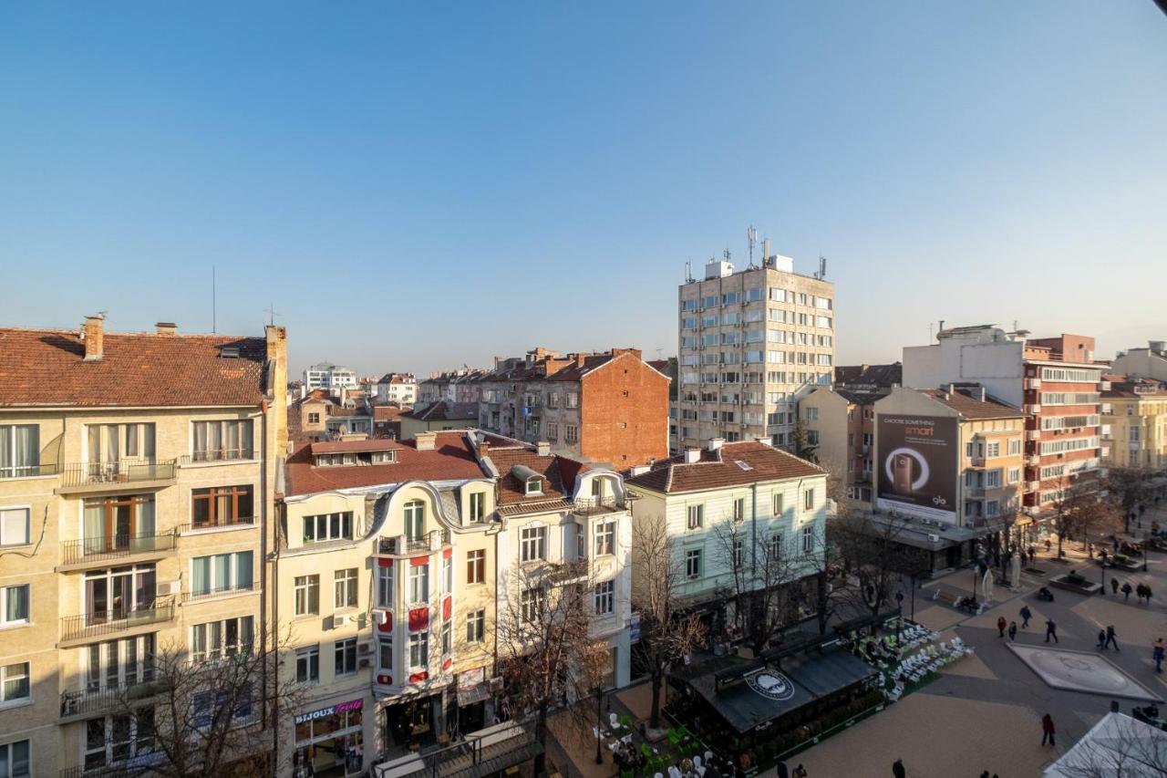 סופיה Vitosha Blvd Luxury 2-Bedroom, 2-Bathroom With Balcony מראה חיצוני תמונה