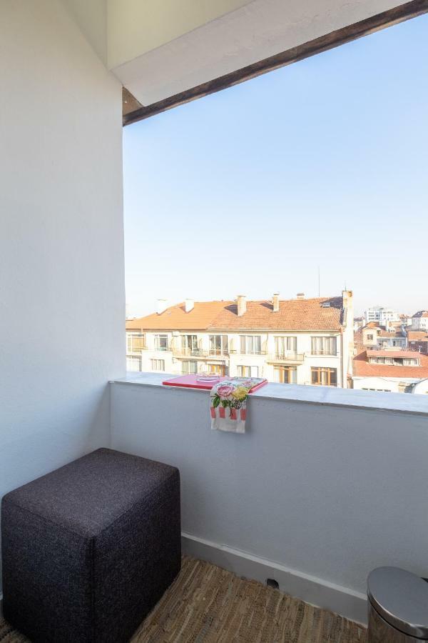 סופיה Vitosha Blvd Luxury 2-Bedroom, 2-Bathroom With Balcony מראה חיצוני תמונה